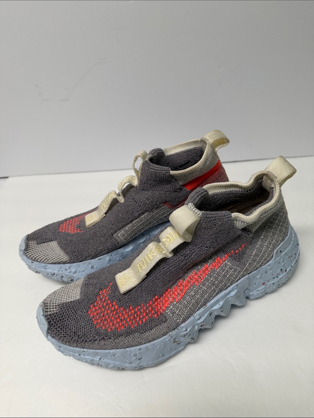 Nike Space Hippie 02 “This Is Trash” Knit Slip-On Sneakers Size 8.5